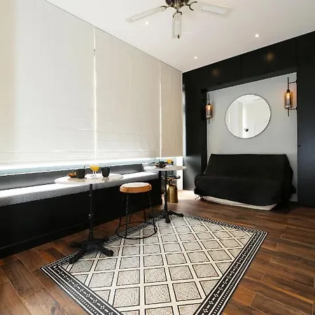 Appartement Proche Des Celebres Puces De 4p