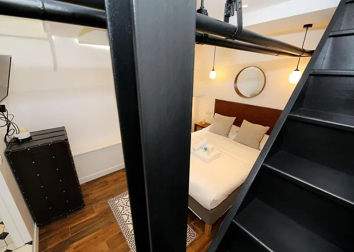 Proche Des Celebres Puces De 4p Apartment