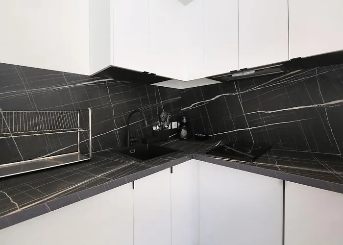 Proche Des Celebres Puces De 4p Apartment Paris